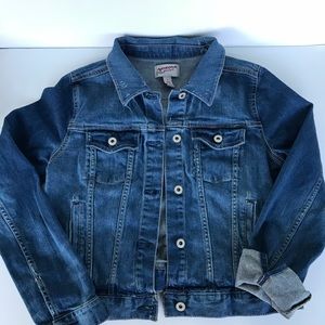 Arizona distressed denim jean jacket size large